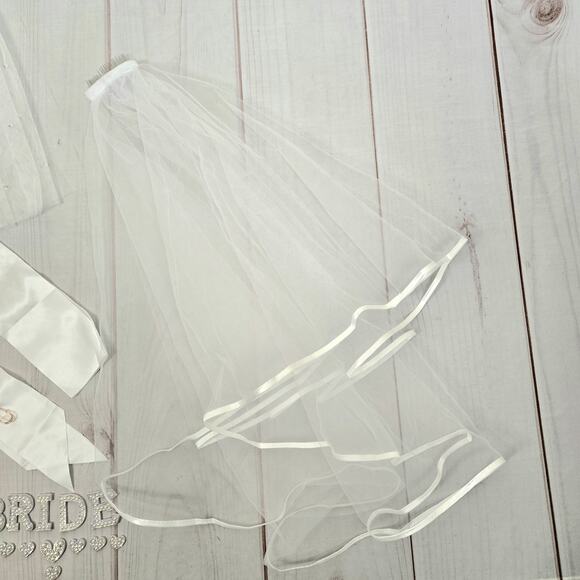 Bachelorette Party Accessories Bundle - Picture 7 of 7